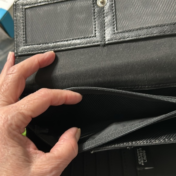 Tahari Women’s Faux Leather - Picture 6 of 9